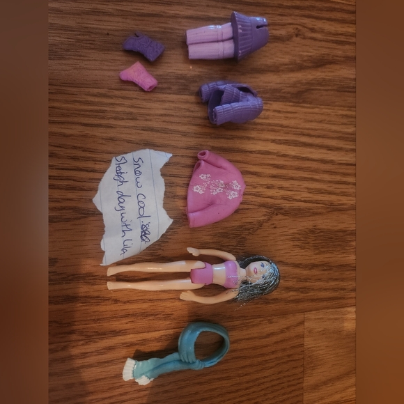 polly pocket Other - Polly Pocket Snow Cool Sleigh Day With Lila (H)